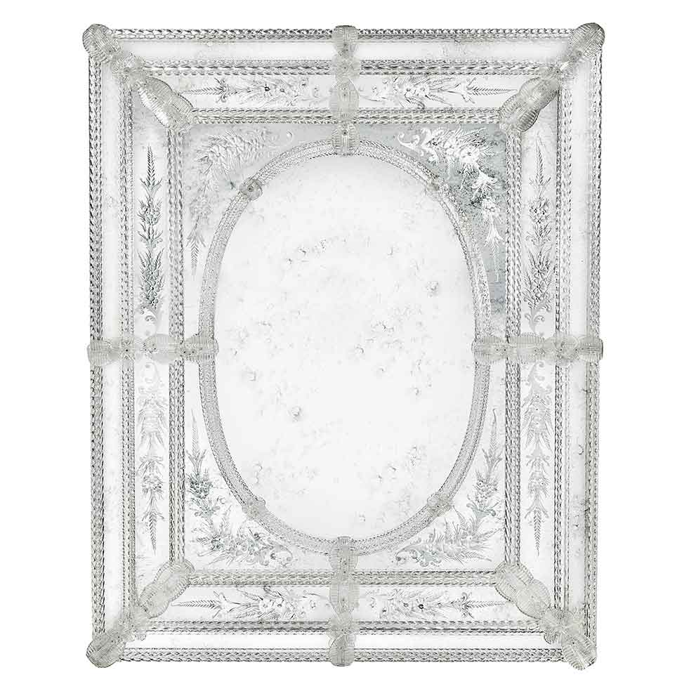 Specchio veneziano da parete, inciso a mano e decorato con fiori, foglie, canne, ricci in vetro di Murano, colore cristallo su fondo argento