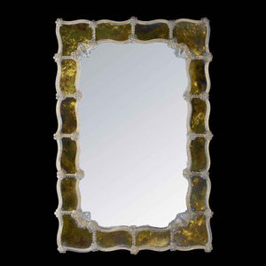 specchio veneziano rettangolare con canne a torsè, fiori e foglie in vetro di murano cristallo su fasce laterali sfumate in colorazione oro