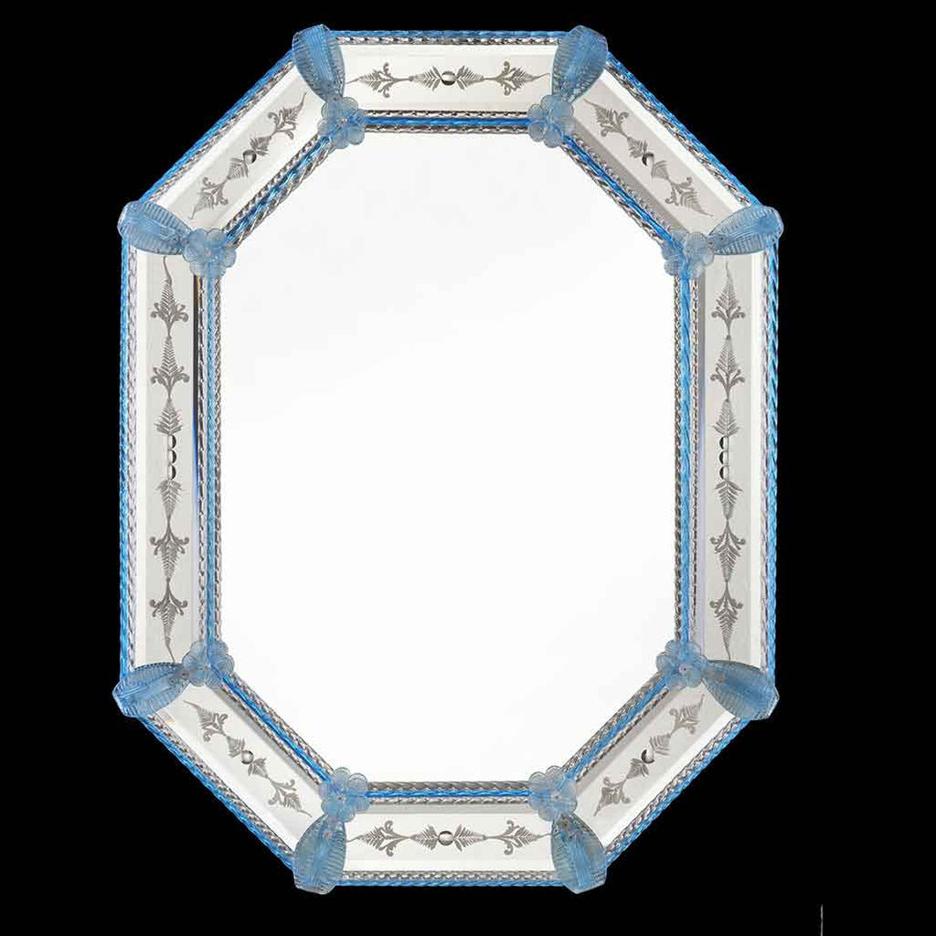 specchio veneziano ottagonale inciso a mano, con canne, foglie, fiori di colore azzurro e cristallo su fondo argento