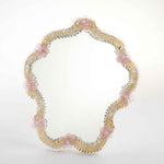 Load image into Gallery viewer, Elegante specchio artigianale da tavolo &quot;Loto&quot; con riflessi Oro e dettagli floreali di colore rosa
