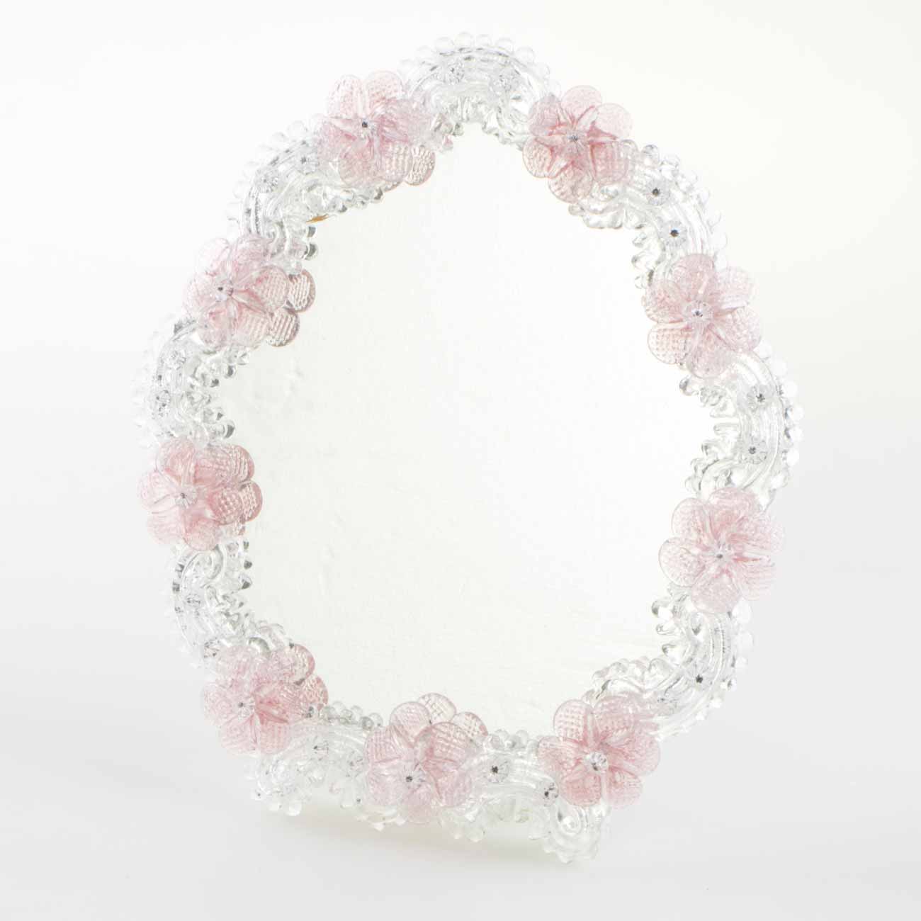 Elegante specchio artigianale da tavolo "Narciso" con riflessi Argento e dettagli floreali di colore rosa