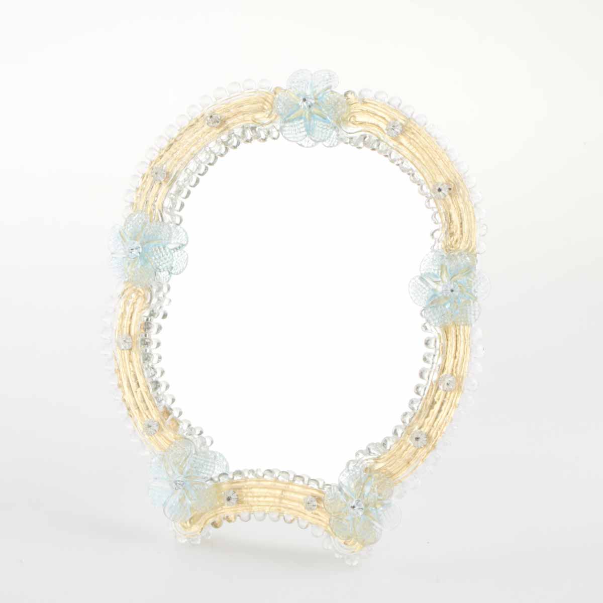 Elegante specchio artigianale da tavolo "Ortensia" con riflessi Oro e dettagli floreali di colore azzurro