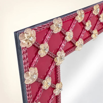 Moro — close-up of rectangular Murano glass mirror handcrafted glass details
