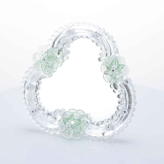 Piccolo specchio artigianale da tavolo "Camelia" con riflessi Argento e dettagli floreali di colore verde